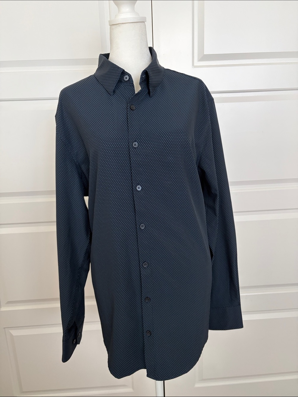 Mizzen+Main Navy Micro-Dot Long Sleeve Dress Shirt